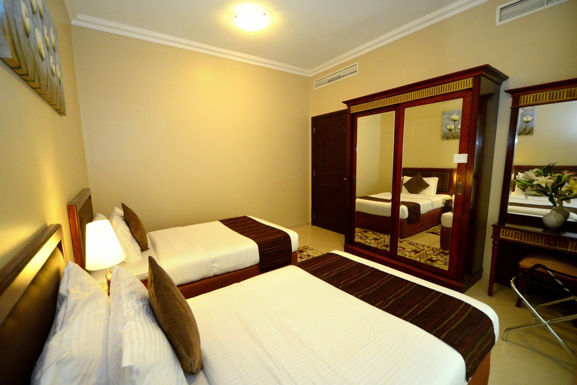 Emirates Stars Hotel Apartments Sharjah Exterior foto